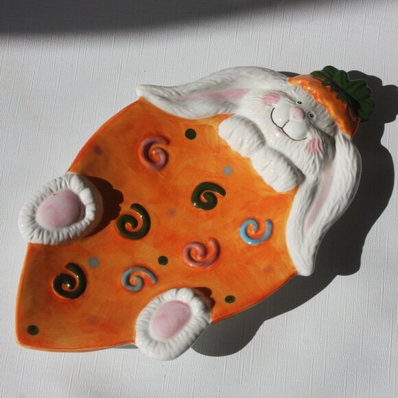 RETRO EASTER BUNNY PLATE DISPLAY TRAY CARROT HBC 💚❤️💛💙 - Picture 1 of 5